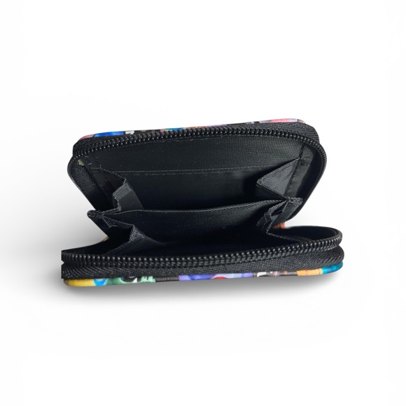 Inside Out Wallet - Picture 2 of 3